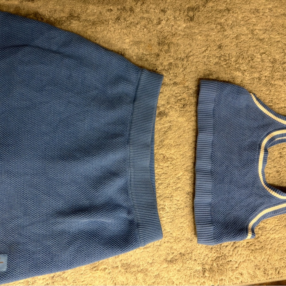 ALO Yoga Light Blue Knit Apparel - Picture 3 of 7